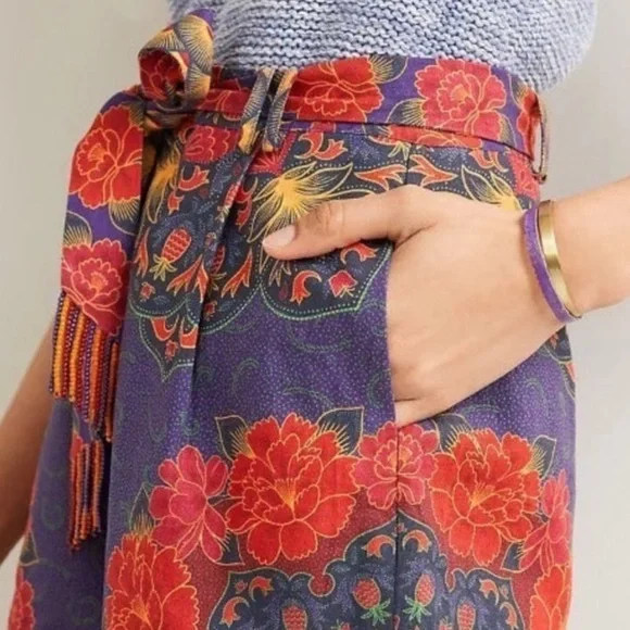 Farm Rio Floral Printed Shorts - Picture 7 of 7